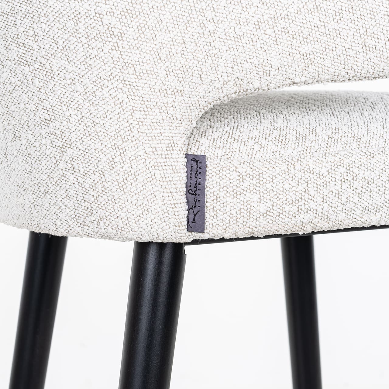 S4496 WHITE BOUCLÉ - Hoker barowy Indigo biały kręcony (Copenhagen 900 Bouclé White)