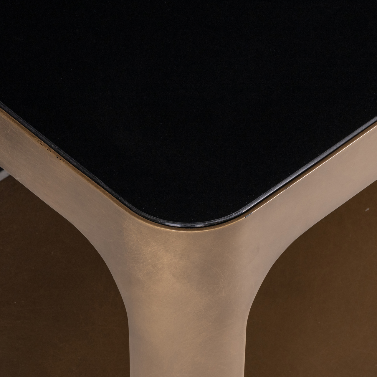 8303 - Szafka RTV Claridge sand 160x40