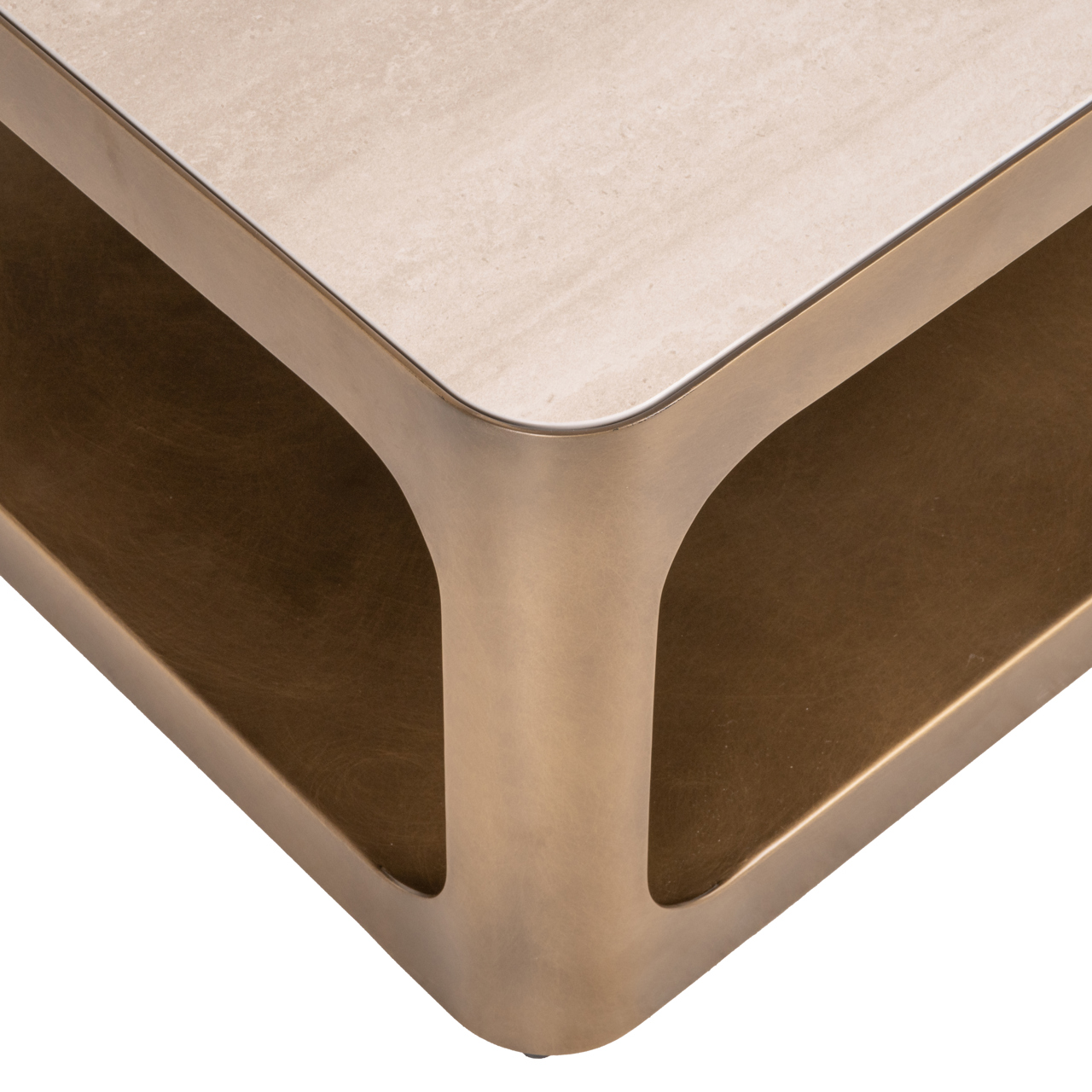 8302 - Coffee table Claridge beige