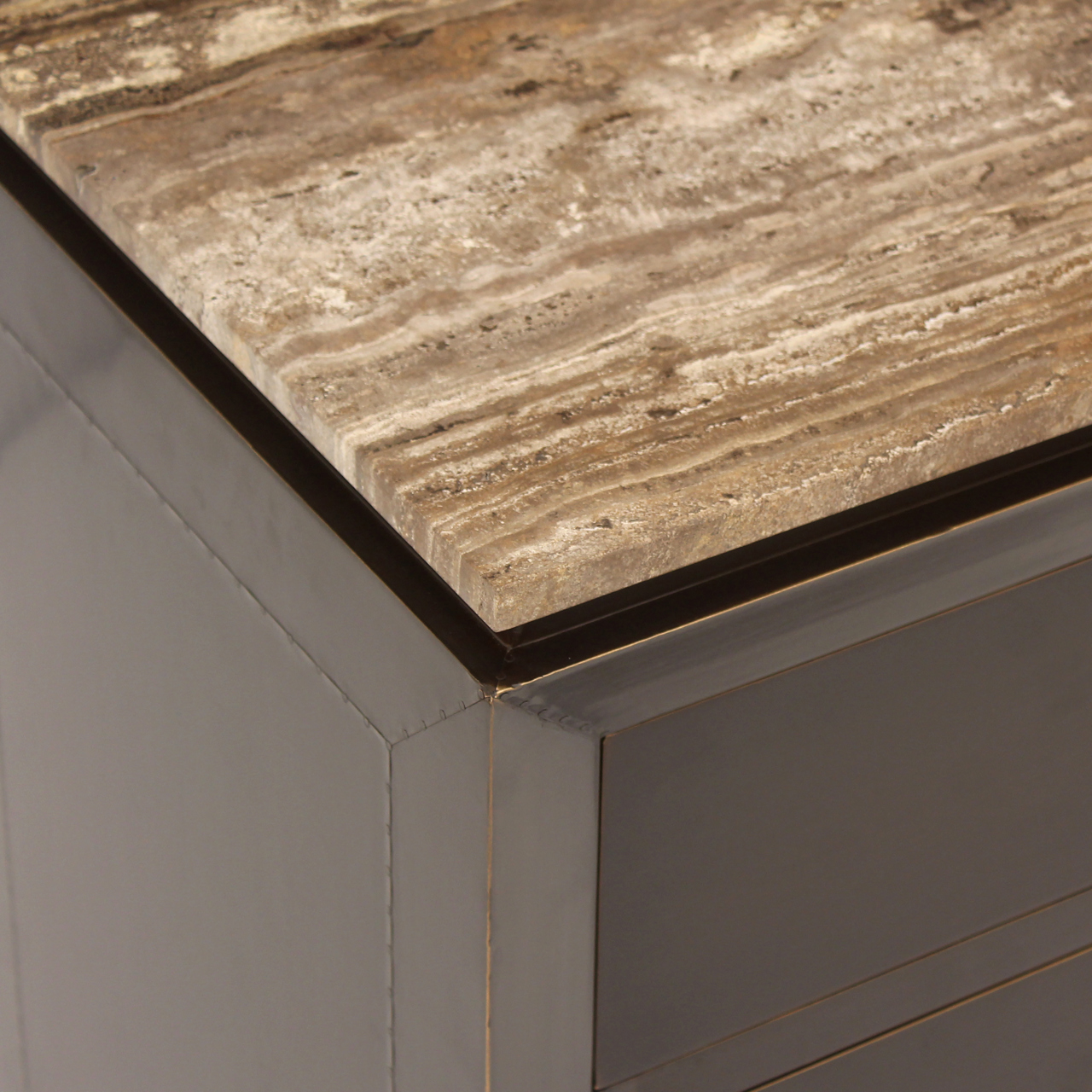 6930 - Nightstand Russo ash brown 3-drawers