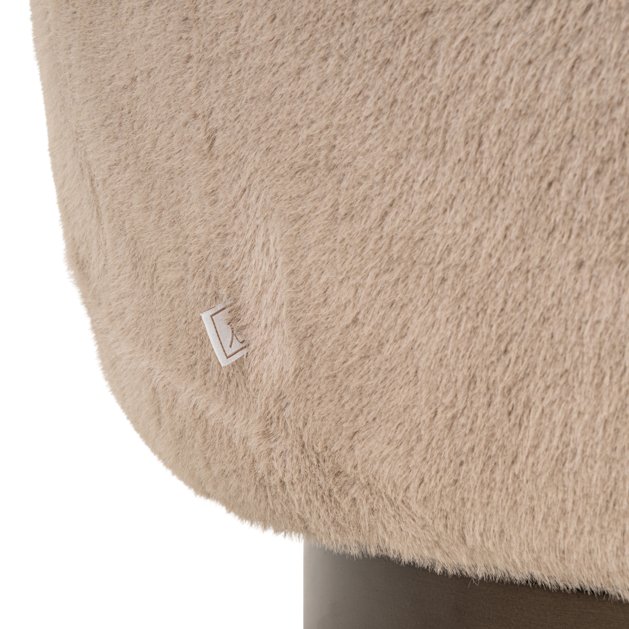 216080 - Lounge chair Colmar khaki fluffy swivel