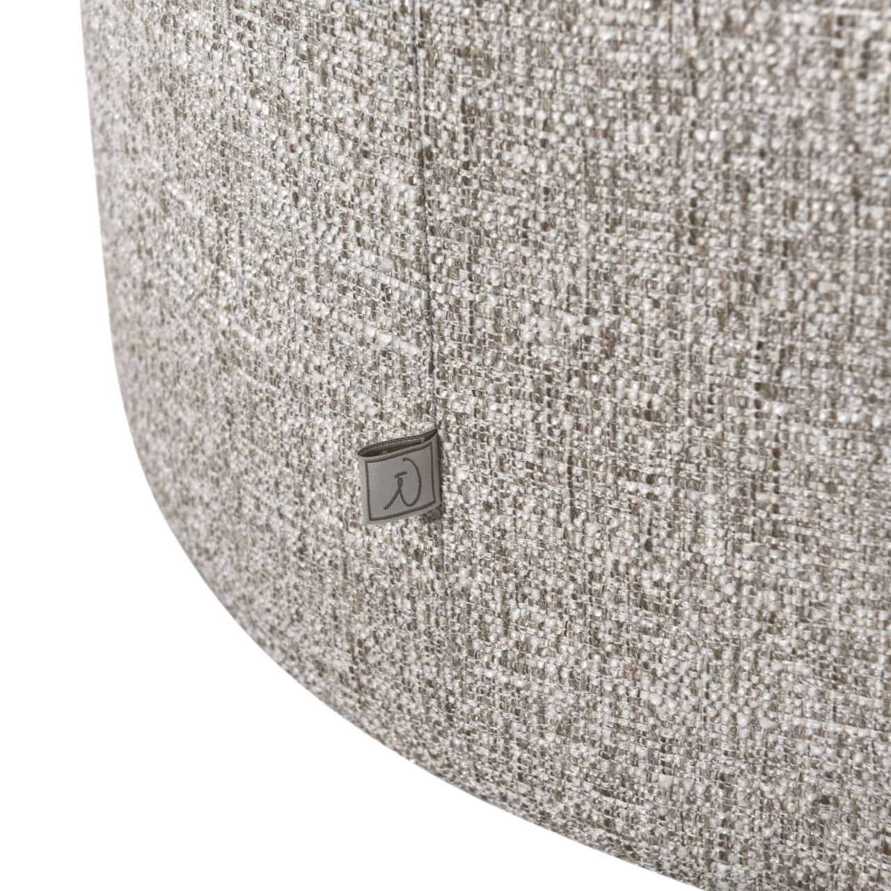 216740 - Lounge chair Talley cream tweed swivel